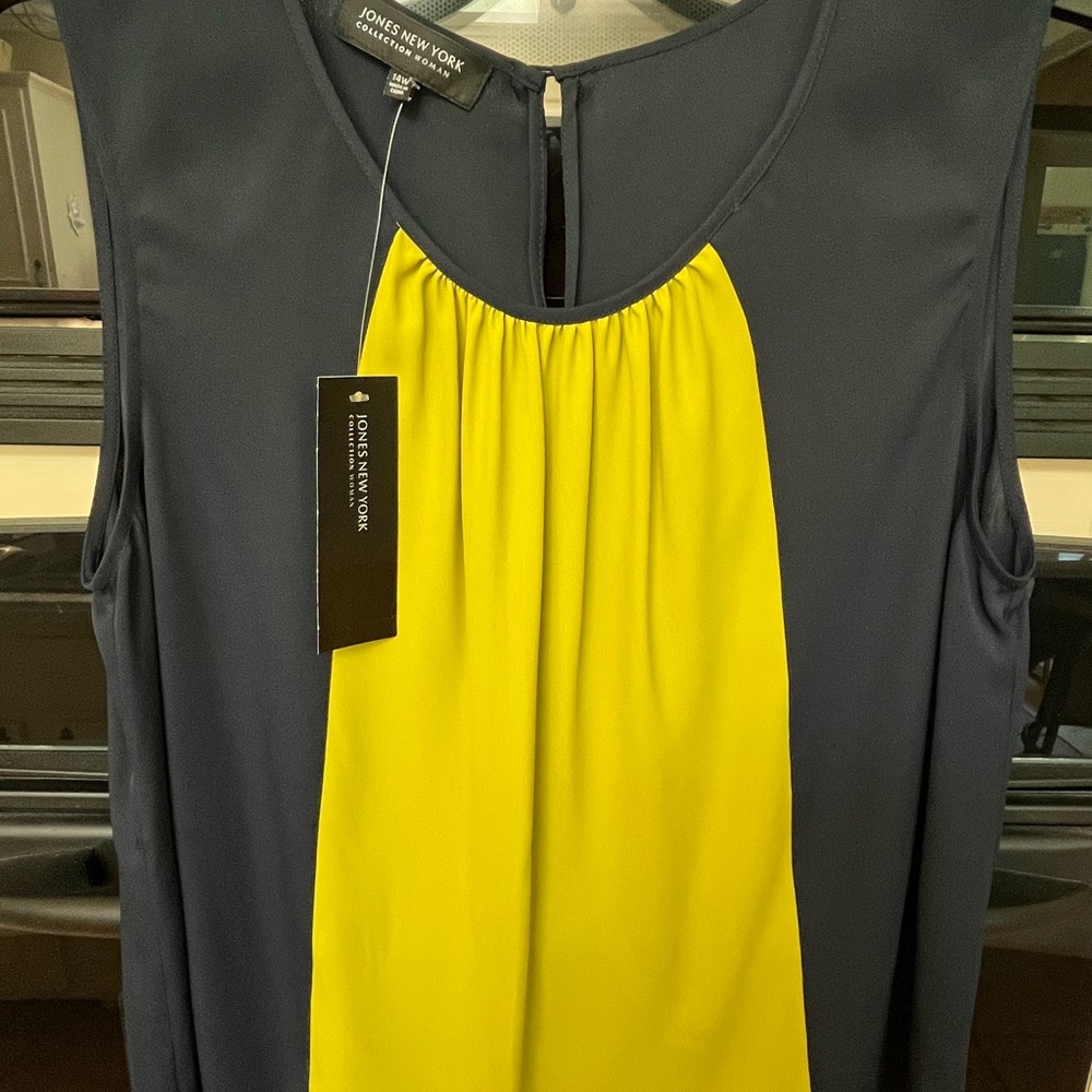 Jones New York Women's Yellow and Navy Top/shell -NWT
